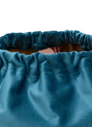 Detail View - Click To Enlarge - SORBET ISLAND - Smile And Love Velvet Clutch Bag