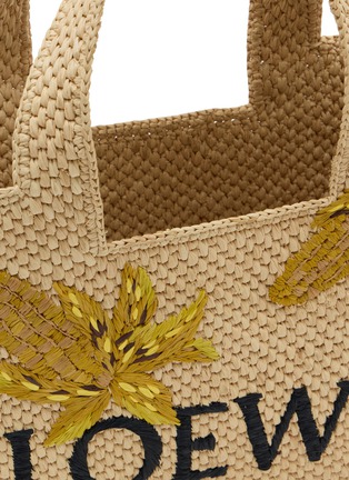 Detail View - Click To Enlarge - LOEWE x PAULA's IBIZA - Small Font Corn Tote Bag