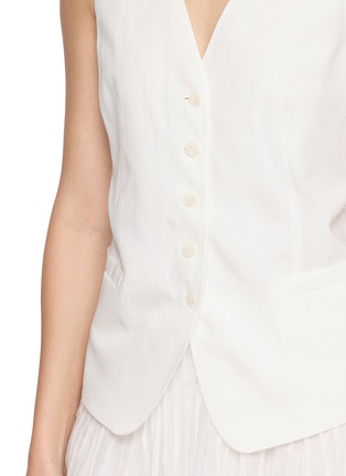  - EDITION - Embroidered Back Top
