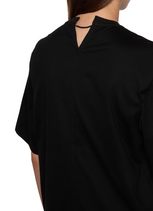  - CARVEN - Embellished Pearl Loop Back T-shirt