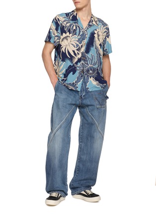 Figure View - Click To Enlarge - JW ANDERSON - Abstract Floral Print Camp Collar Shirt