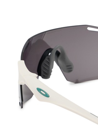 Detail View - Click To Enlarge - OAKLEY - Shield Visor Sunglasses