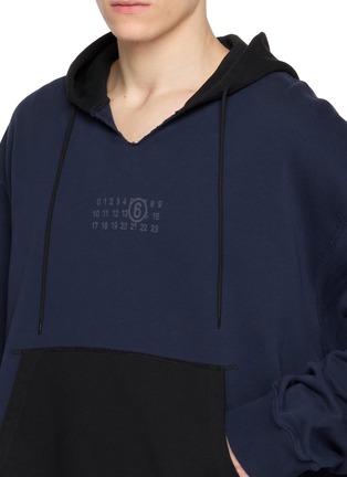  - MM6 MAISON MARGIELA - Colour-Blocked Cropped Hoodie