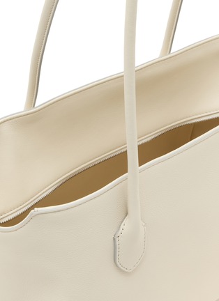 Detail View - Click To Enlarge - THE ROW - Small Terrasse Grained Leather Shoulder Bag