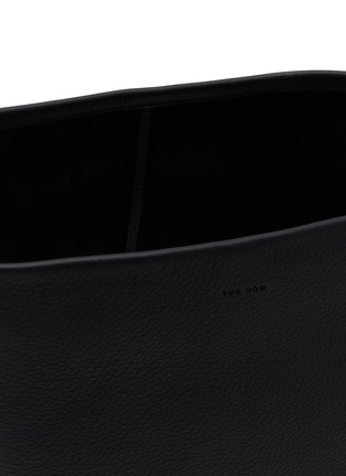 Detail View - Click To Enlarge - THE ROW - Medium Park Leather Tote Bag