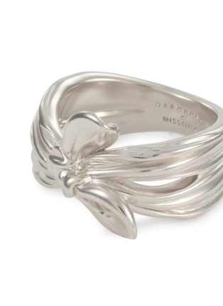 Detail View - Click To Enlarge - MISSOMA - X MARKGONG Bow Statement Ring