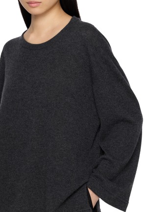  - THE ROW - Pever Cashmere Knit Sweater