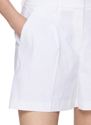  - THEORY - Crunch Tailored Shorts
