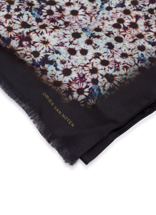 Detail View - Click To Enlarge - DRIES VAN NOTEN - Printed Satin Scarf