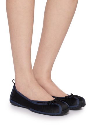 Figure View - Click To Enlarge - BALENCIAGA - Flat Ballet Women's Sneakers
