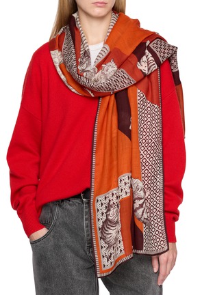 Figure View - Click To Enlarge - INOUI EDITIONS - Les Cheris Wool Scarf