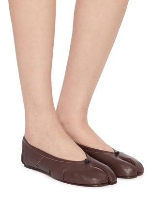 Figure View - Click To Enlarge - MAISON MARGIELA - Tabi Leather Ballerinas