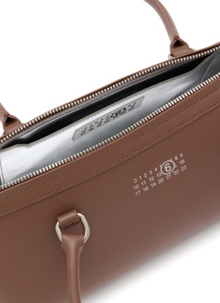 Detail View - Click To Enlarge - MM6 MAISON MARGIELA - Medium Bauletto Leather Shoulder Bag