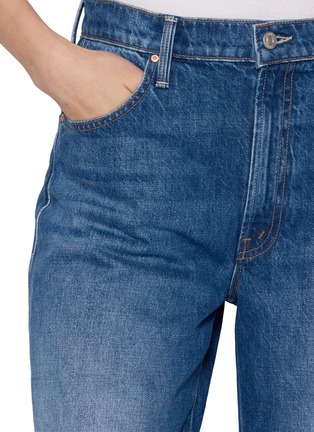  - MOTHER - The Dodger Flood Mid Wash Jeans