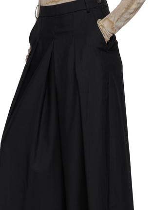  - MASNADA - Pleated Baggy Pants