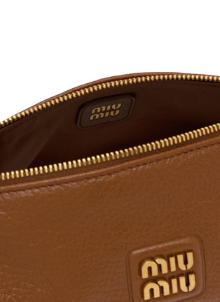 Detail View - Click To Enlarge - MIU MIU - Studded Leather Pouch Bag