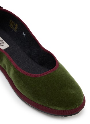 Detail View - Click To Enlarge - C.R.B. - Grosgrain Trim Velvet Ballerina Flats