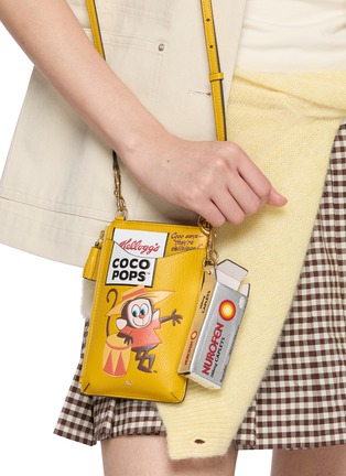 Figure View - Click To Enlarge - ANYA HINDMARCH - Nurofen Leather Charm