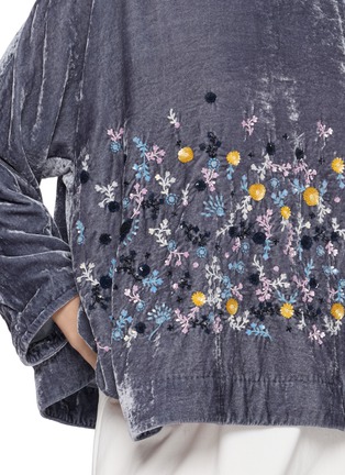  - AODRESS - Niwa Floral Embroidered Velvet Blouse