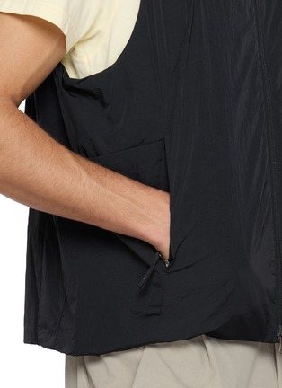 - GOLDWIN - Trajectory Back Pack Vest