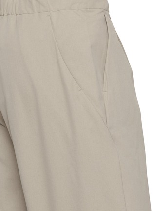  - GOLDWIN - One Tuck Tapered Stretch Pants