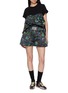 Figure View - Click To Enlarge - SACAI - Floral Panel Cotton Jersey T-Shirt