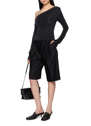 Figure View - Click To Enlarge - ST. AGNI - Off-Shoulder Long Sleeve Top