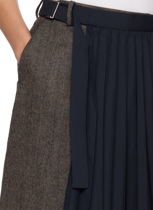  - SACAI - Pleated Herringbone Suiting Midi Skirt