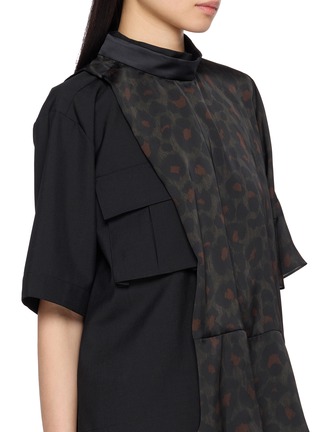  - SACAI - Hybrid Suiting Leopard Blouse