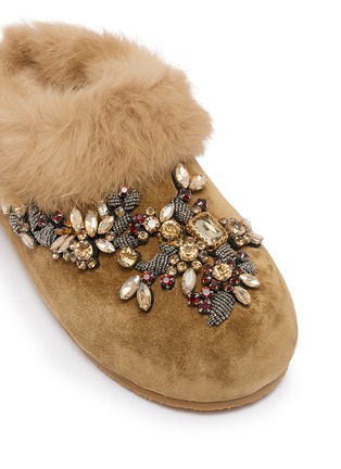 Detail View - Click To Enlarge - NAN-KU COUTURE - Embellished Suede Shearling Clogs