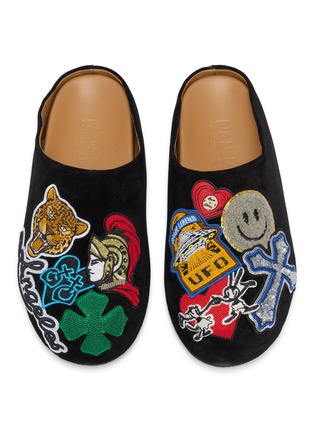 Detail View - Click To Enlarge - NAN-KU COUTURE - Embroidered Patch Suede Clogs