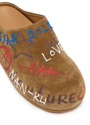 Detail View - Click To Enlarge - NAN-KU COUTURE - Embellished Printed Suede Clogs