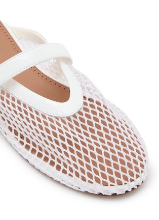 Detail View - Click To Enlarge - ALAÏA - Patent Leather Fishnet Mules