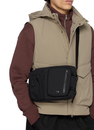 Figure View - Click To Enlarge - F/CE. - Texnic® Box Sachoche Shoulder Bag