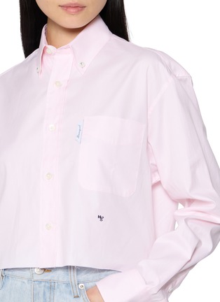  - HOMMEGIRLS - Cropped Oxford Shirt