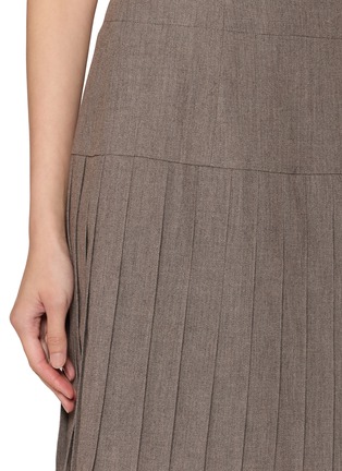  - BONBOM - Pleated Panel Skirt