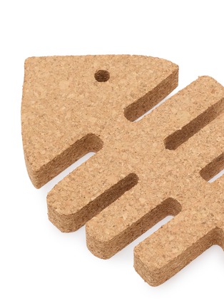 Detail View - Click To Enlarge - BATELA - Fish Bone Cork Trivet