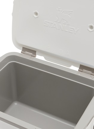 Detail View - Click To Enlarge - STANLEY - The Easy Carry Outdoor Cooler 16qt — Frost