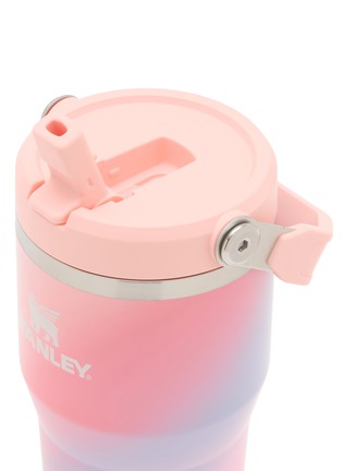 Detail View - Click To Enlarge - STANLEY - The IceFlow™ Flip Straw 2.0 Tumbler 20oz — Sunset Spiral
