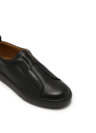 Detail View - Click To Enlarge - HENDERSON - Slip On Leather Men's Sneakers