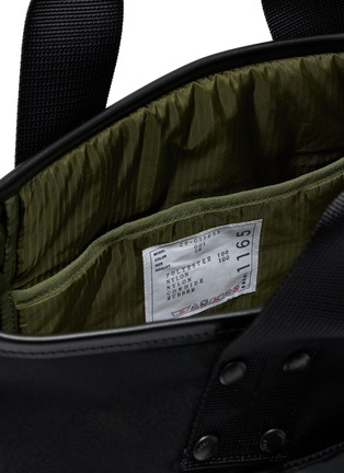 Detail View - Click To Enlarge - SACAI - Medium Pocket Tote Bag