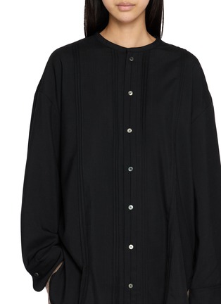  - TAIGA TAKAHASHI - Pintuck Front Stand Collar Blouse