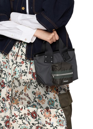 Figure View - Click To Enlarge - SACAI - Small Pocket Tote Bag