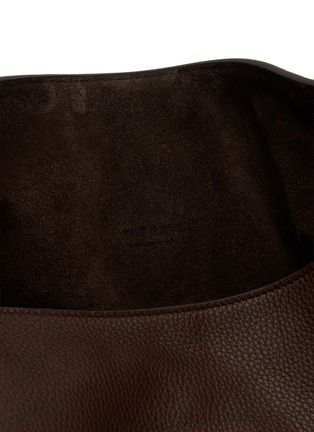 Detail View - Click To Enlarge - THE ROW - Ian Leather Shoulder Bag