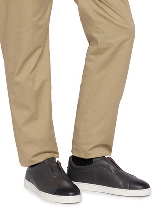 Figure View - Click To Enlarge - MAGNANNI - Laceless Leather Slip-On Men's Sneakers