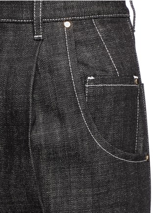 Detail View - Click To Enlarge - HILLIER BARTLEY - Tuck pleat wide carrot leg denim pants