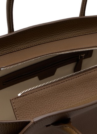 Detail View - Click To Enlarge - THE ROW - Marlo 12 Leather Tote Bag