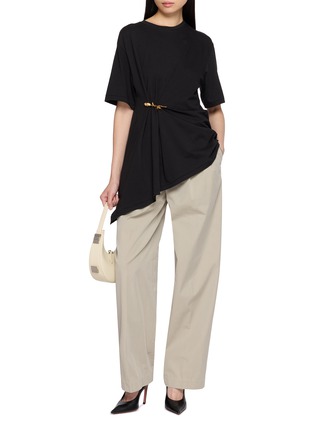 Figure View - Click To Enlarge - EENK - Front Rose Brooch Draped T-Shirt