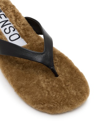 Detail View - Click To Enlarge - SENSO - Babette Shearling Thong Sandals
