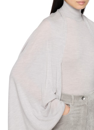  - GIA STUDIOS - De Luca Knit Cape